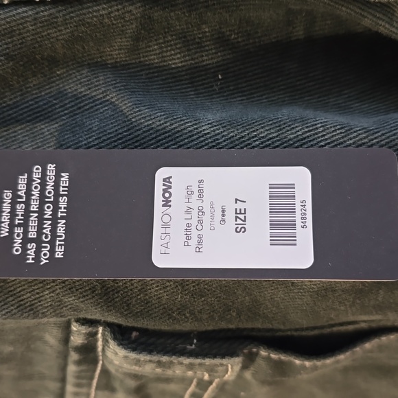 Fashion Nova "Lily" High Rise Cargo Pants - Picture 7 of 7